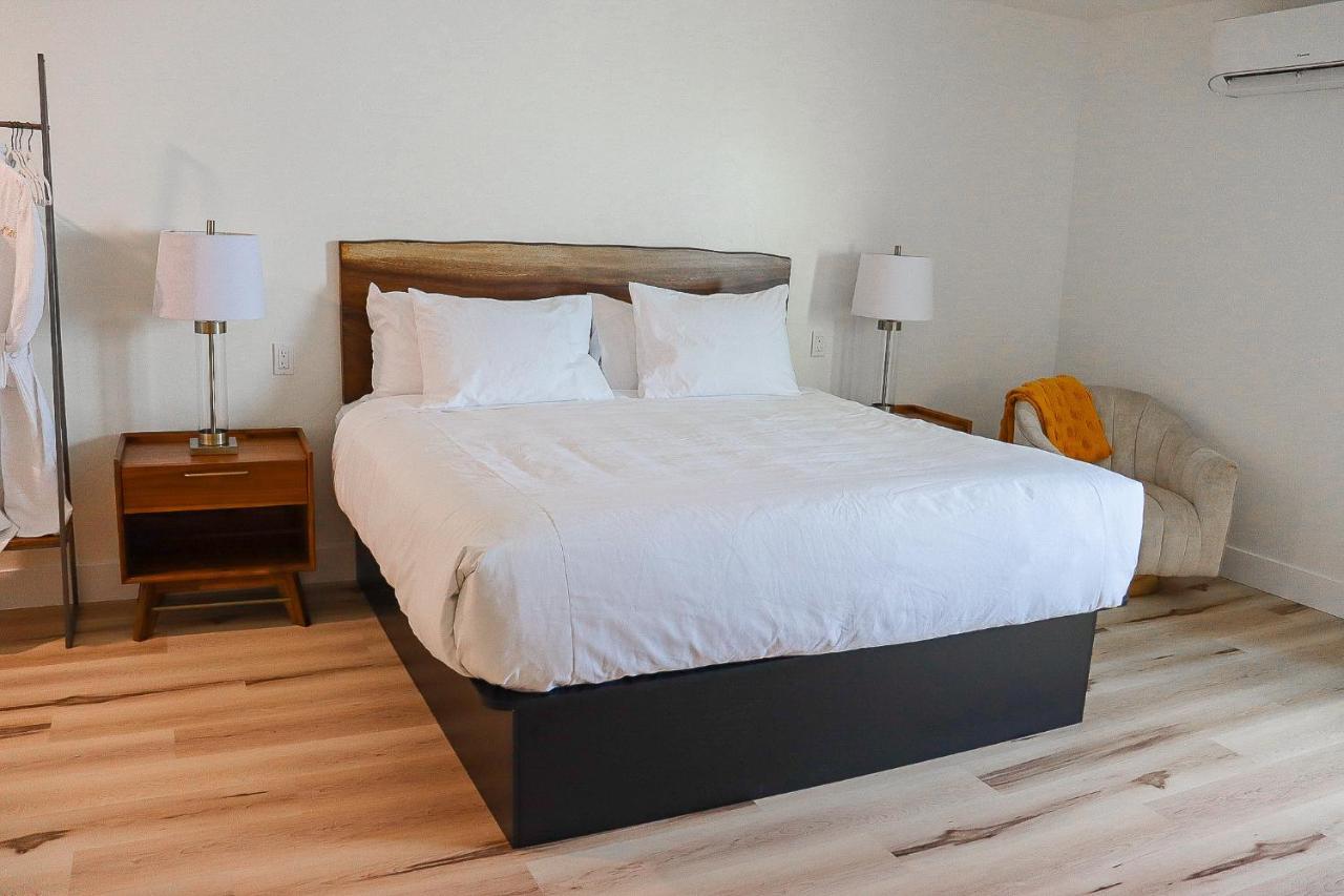 Foxglove Suite At The Wildflower Inn 골드비치 외부 사진